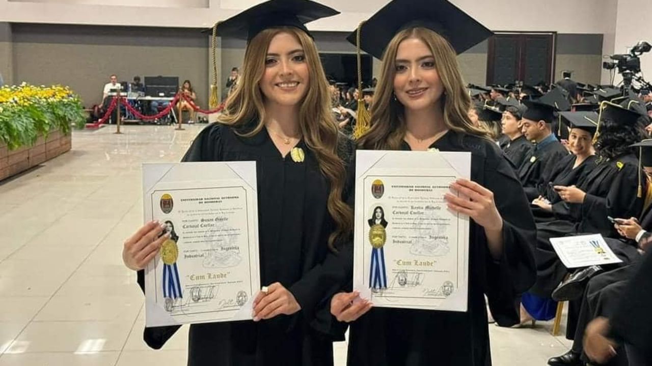 'Lo lograron juntas', gemelas de la UNAH destacan por título con excelencia académica