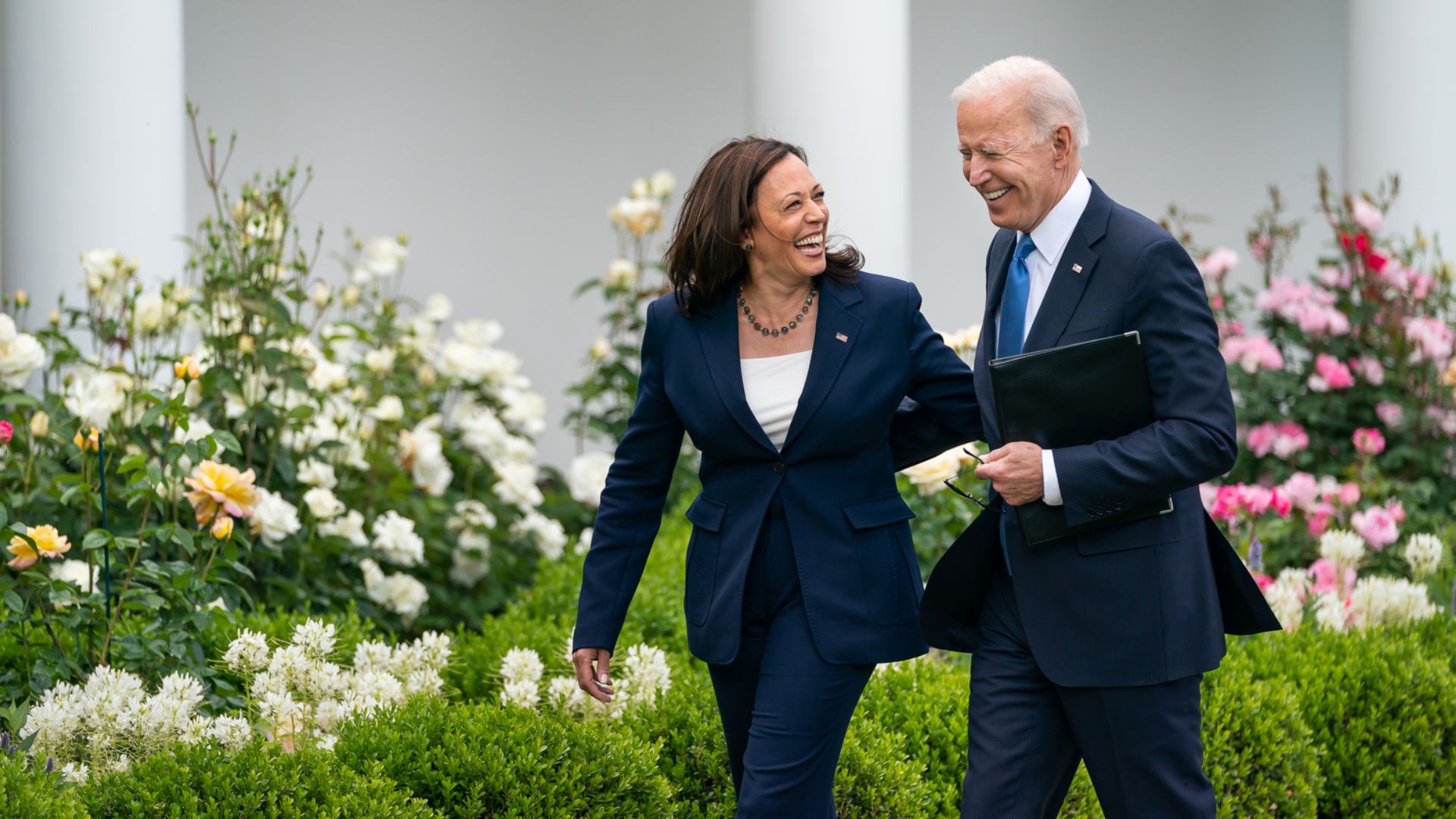 Biden pide apoyo para Kamala Harris tras abandonar la carrera a la presidencia