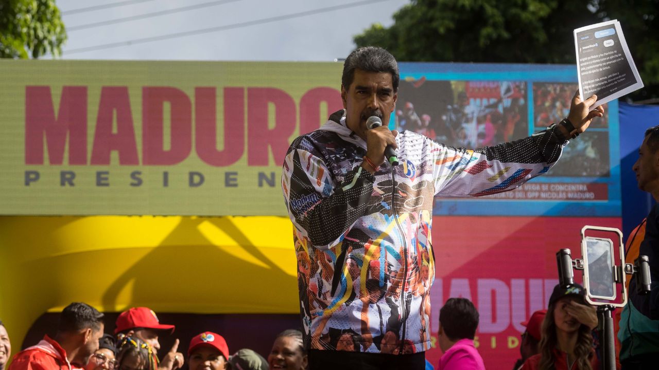 Maduro cerrará su campaña electoral con una 'toma' de Caracas durante 12 horas
