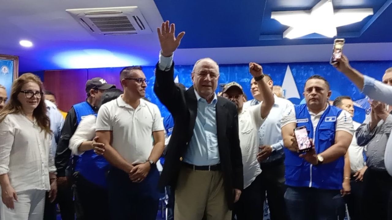 Mario Facussé lanza precandidatura presidencial por el Partido Nacional