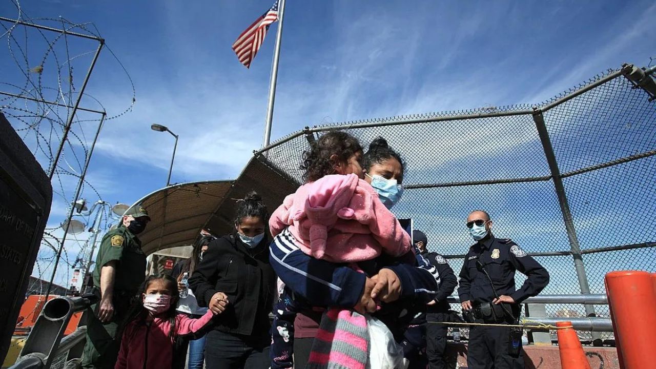 Imagen de Congresistas de EE.UU. urgen a mejorar el manejo de pertenencias confiscadas a migrantes