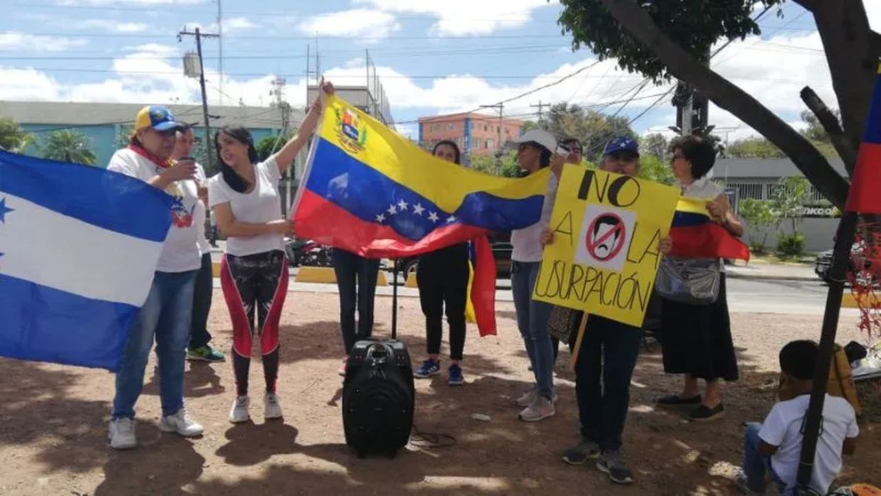 Migrantes venezolanos en Honduras regresarían a su país con un cambio de Gobierno