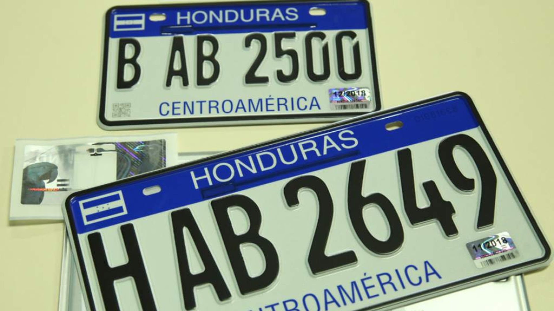 Pasos para reponer las placas de un vehículo por robo o extravío en Honduras