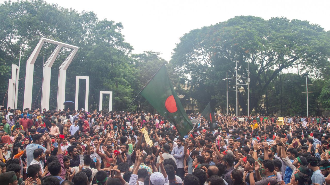 Aumenta a 34 el número de muertos en Bangladés en enfrentamientos entre manifestaciones
