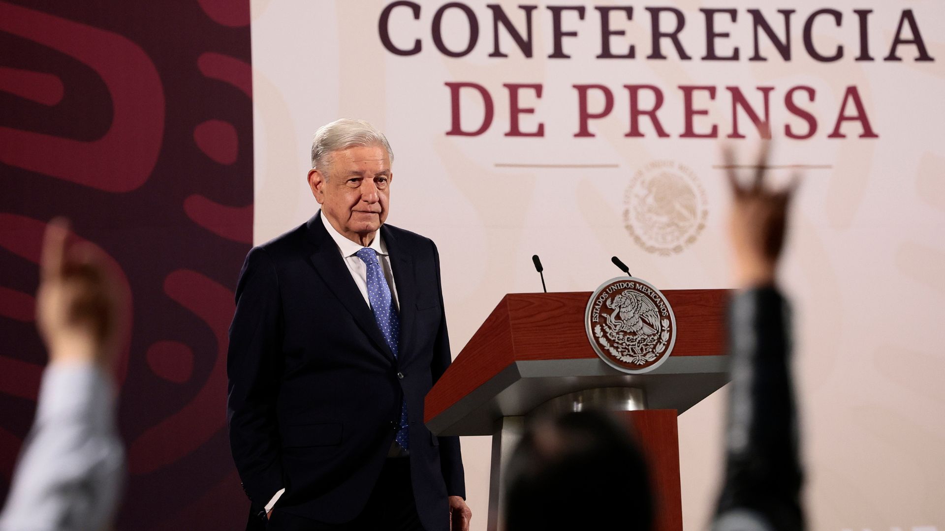 López Obrador ofrece más apoyo de México en Venezuela pero sin intervencionismo