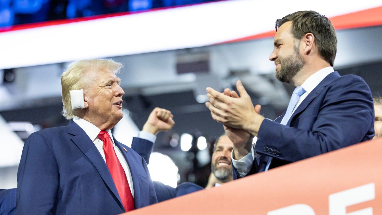 El plan de deportación masiva de Trump comenzaría con un millón de personas, dice Vance