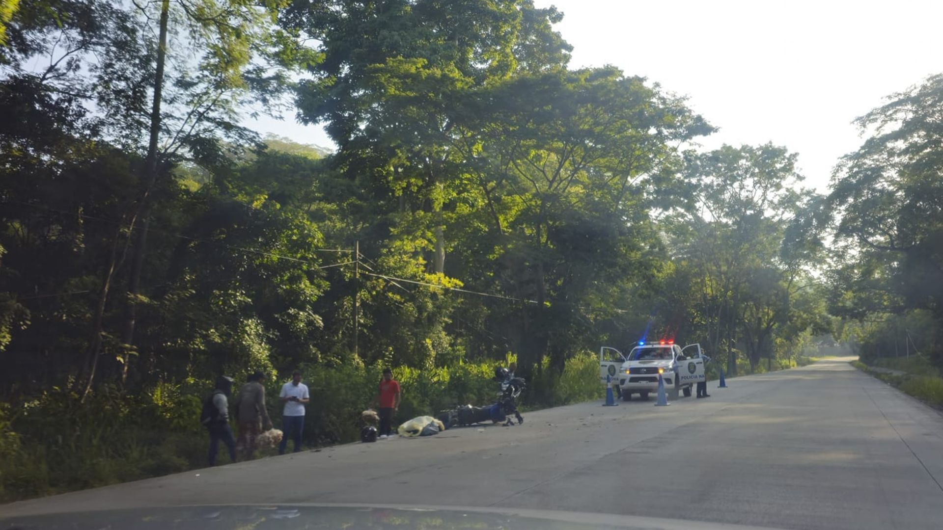 Empleado de la ENEE muere tras impactar con una vaca en Santa Bárbara