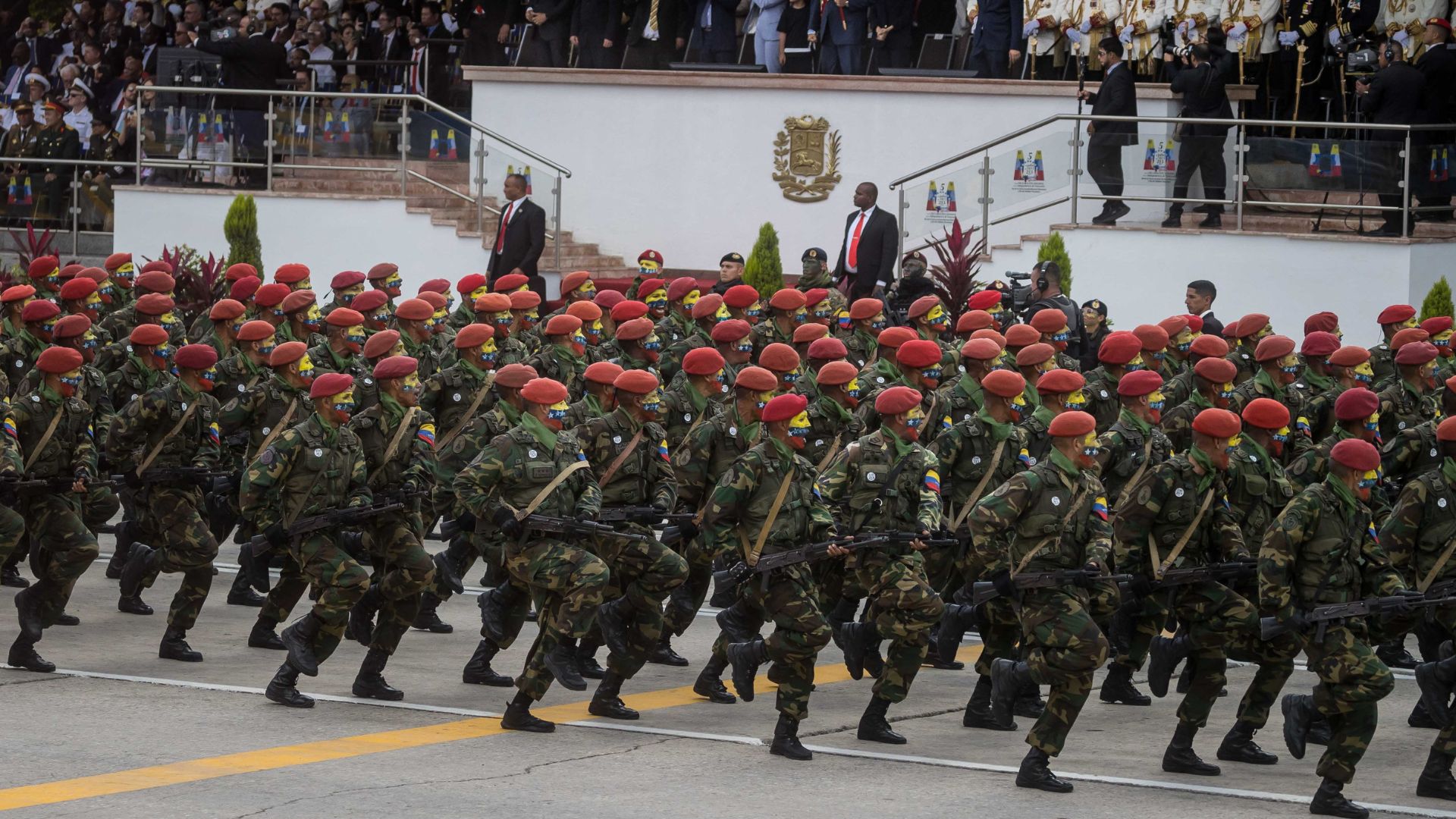 La Fuerza Armada de Venezuela ratifica 'absoluta lealtad y subordinación' a Nicolás Maduro