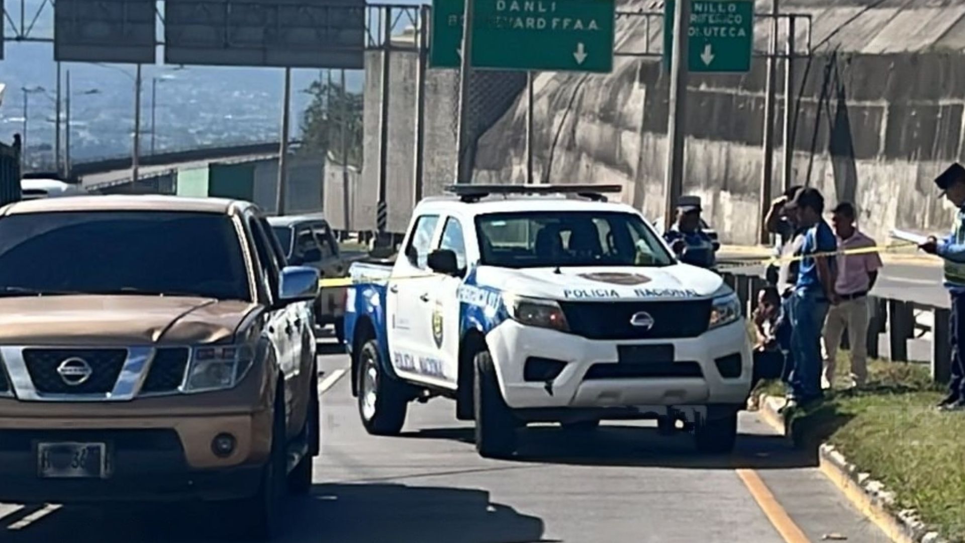 Hombre muere embestido cuando intentaba cruzar la CA-5; iba a una concentración política