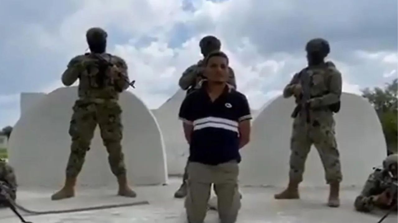 Así fue el interrogatorio a un sicario rival por parte del Cártel del Golfo