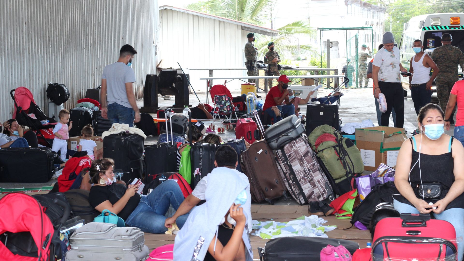 Más de 230,000 migrantes han cruzado el Darién este año y el 66 % de ellos son venezolanos