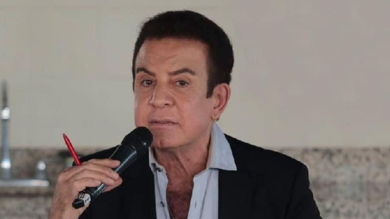 Nasralla se considera una persona anticorrupción y promete eliminar la corrupción de 'tajo'