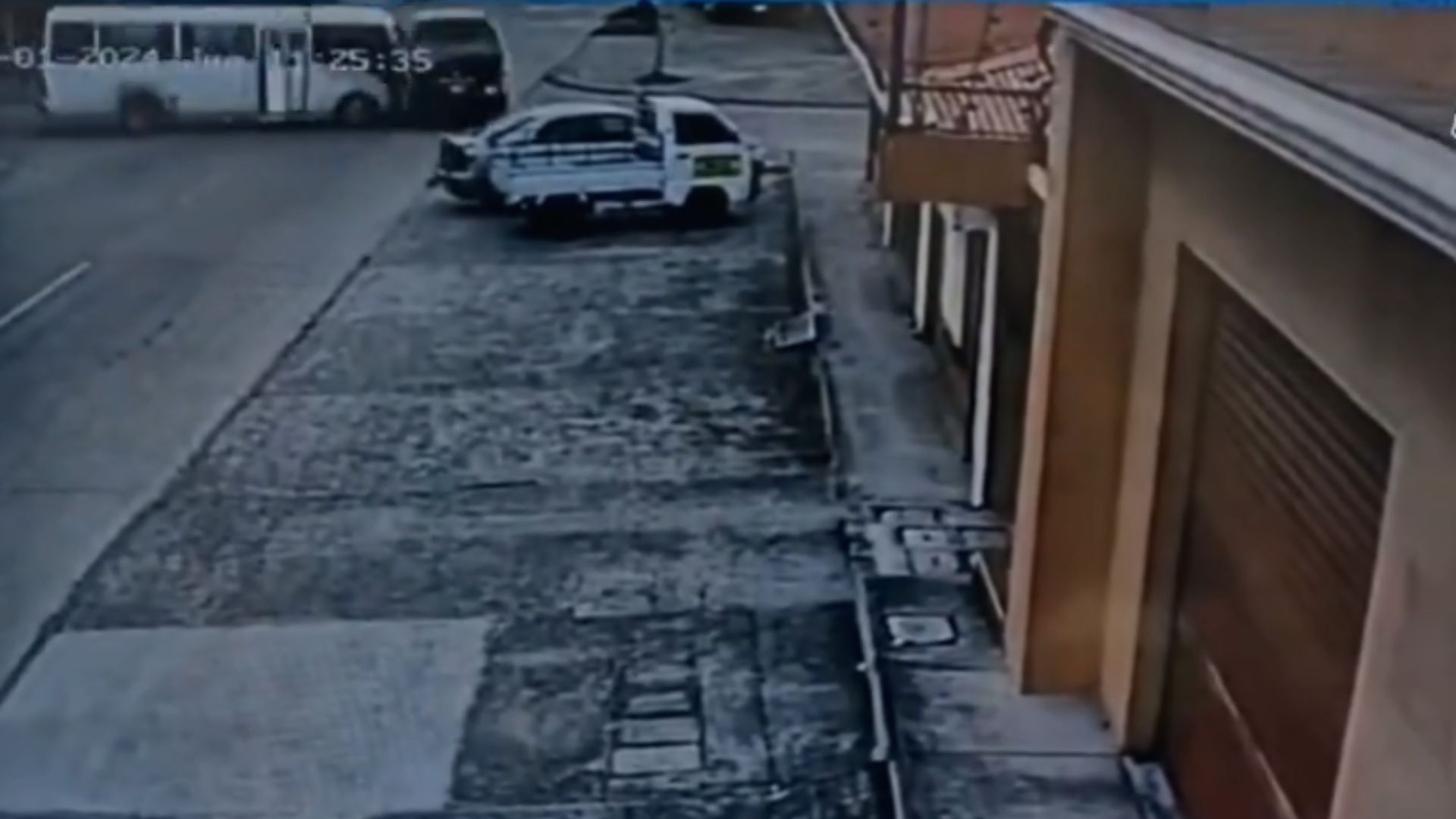 Sale a luz vídeo del accidente entre dos buses rapiditos en San Pedro Sula