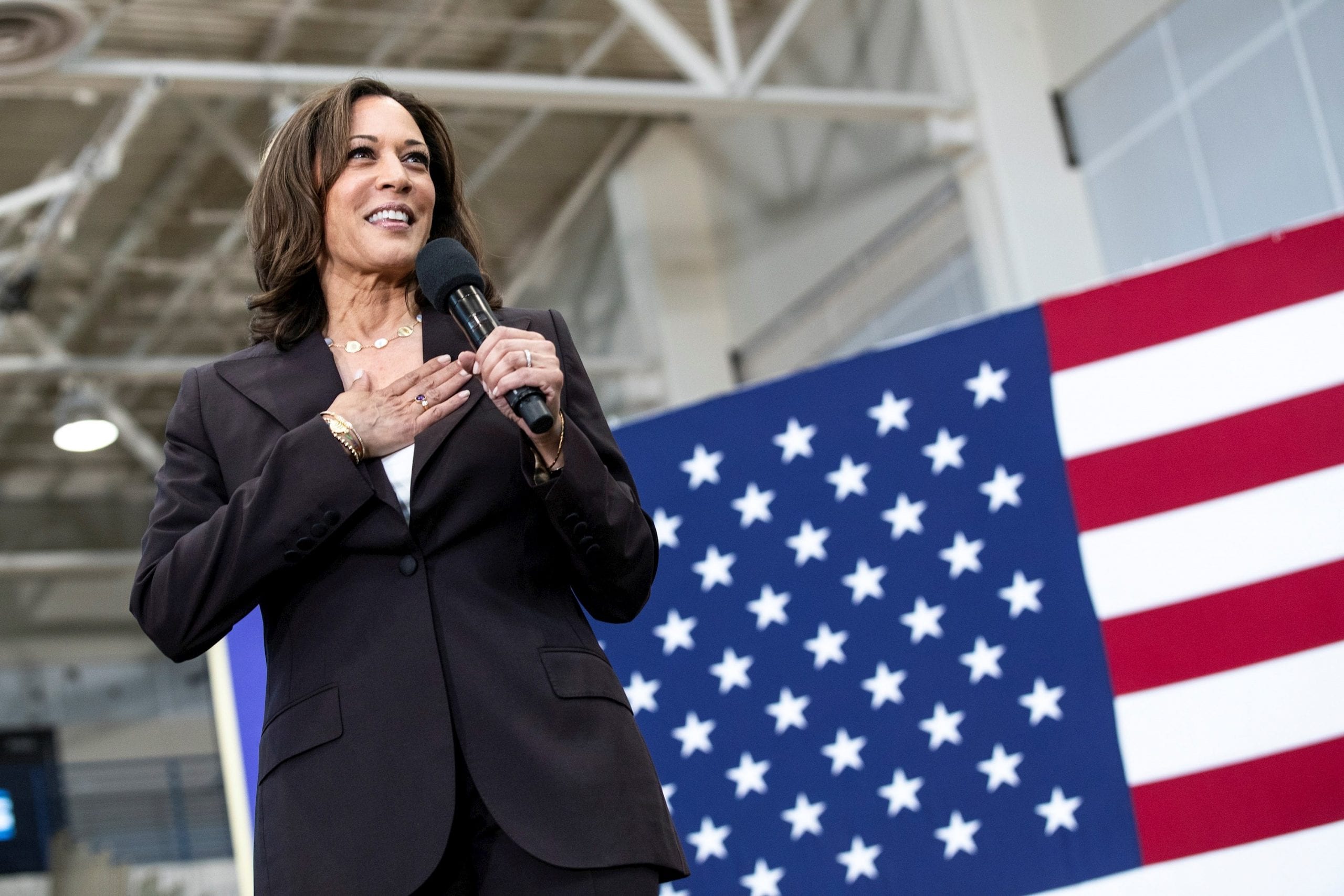 La campaña de Harris lanza un anuncio en español para atraer a los latinos de Pensilvania