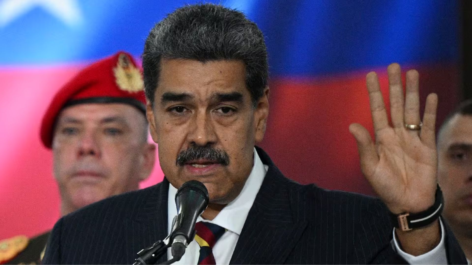 Venezuela repudia la 'írrita' orden de captura de la Justicia argentina contra Maduro