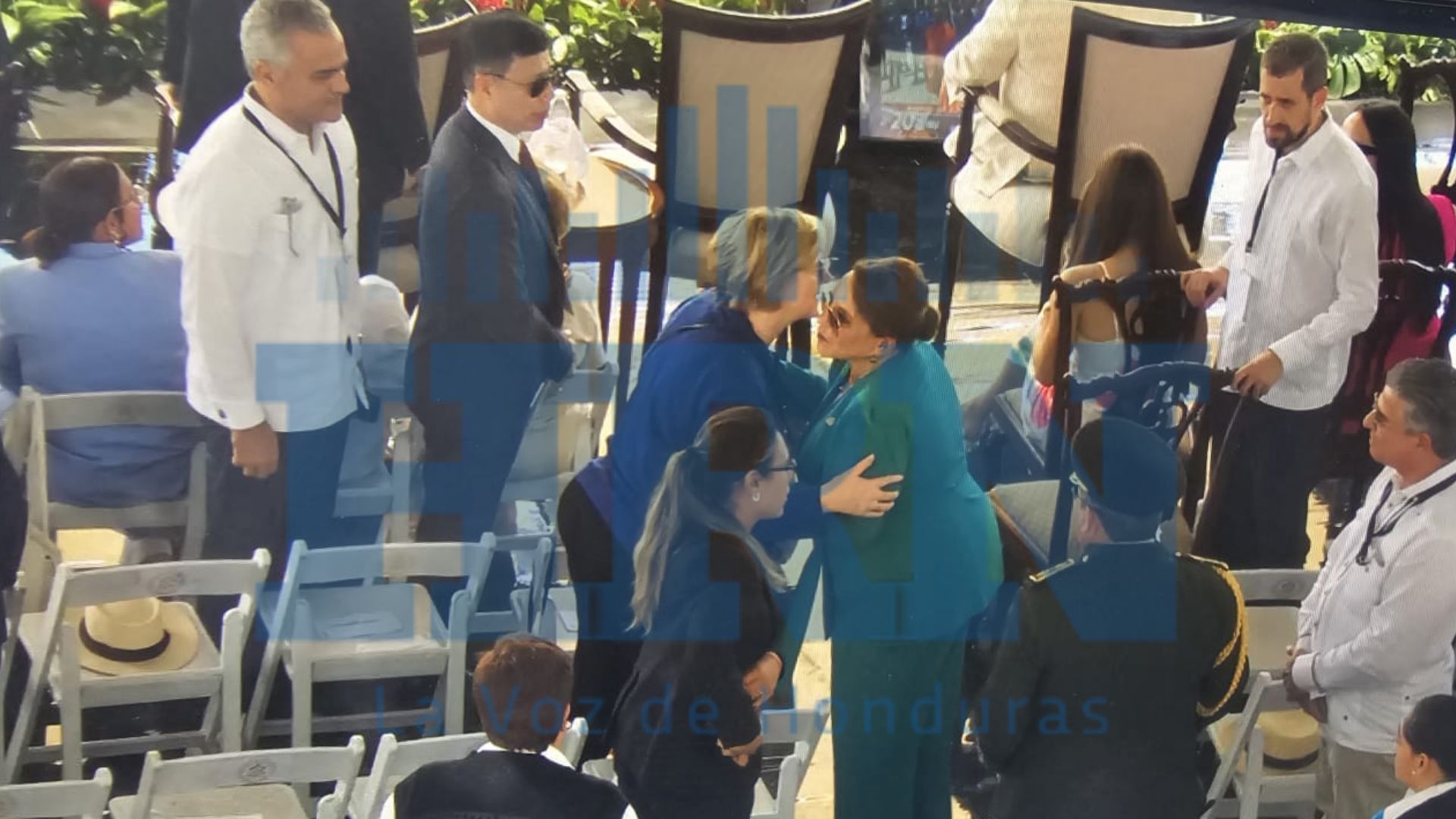 Así disfrutó el 203 aniversario de Independencia la embajadora Laura Dogu