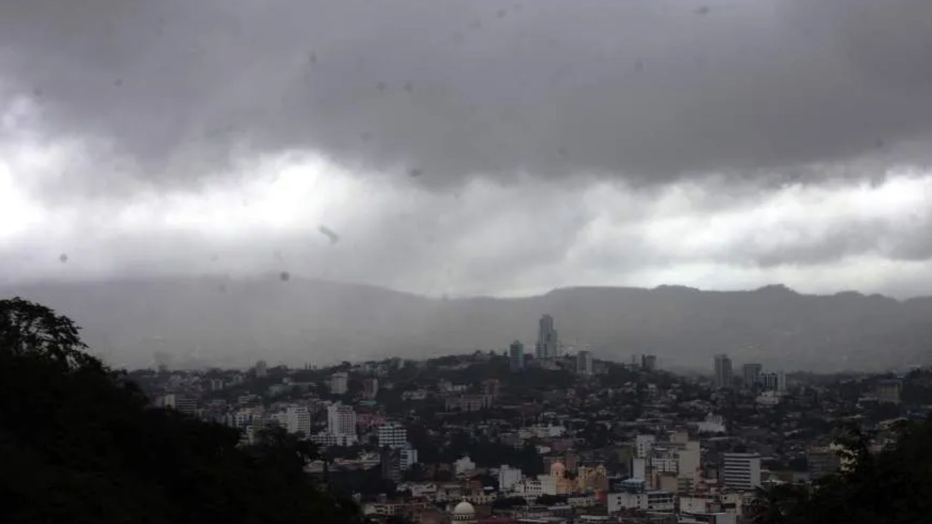 ¿Lloverá? Pronóstico del tiempo para este jueves en Honduras