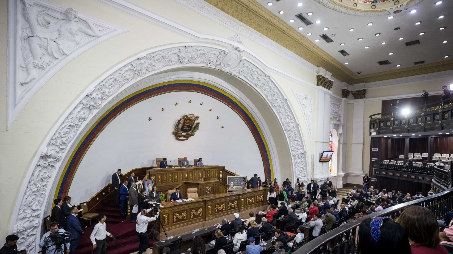 Parlamento venezolano da 24 horas a González Urrutia para desmentir denuncia de coacciones