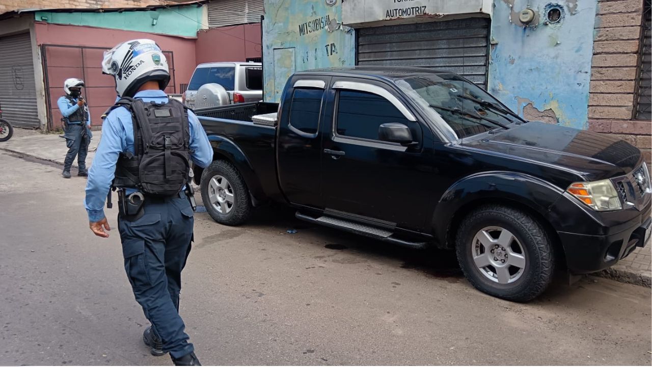 ¿Qué pasó en Comayagüela? carro intacto, pero dos muertos dentro, entre ellos un abogado