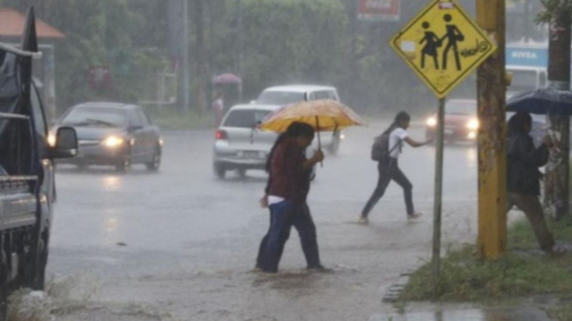 Pronostican intensas lluvias este martes para algunas regiones de Honduras