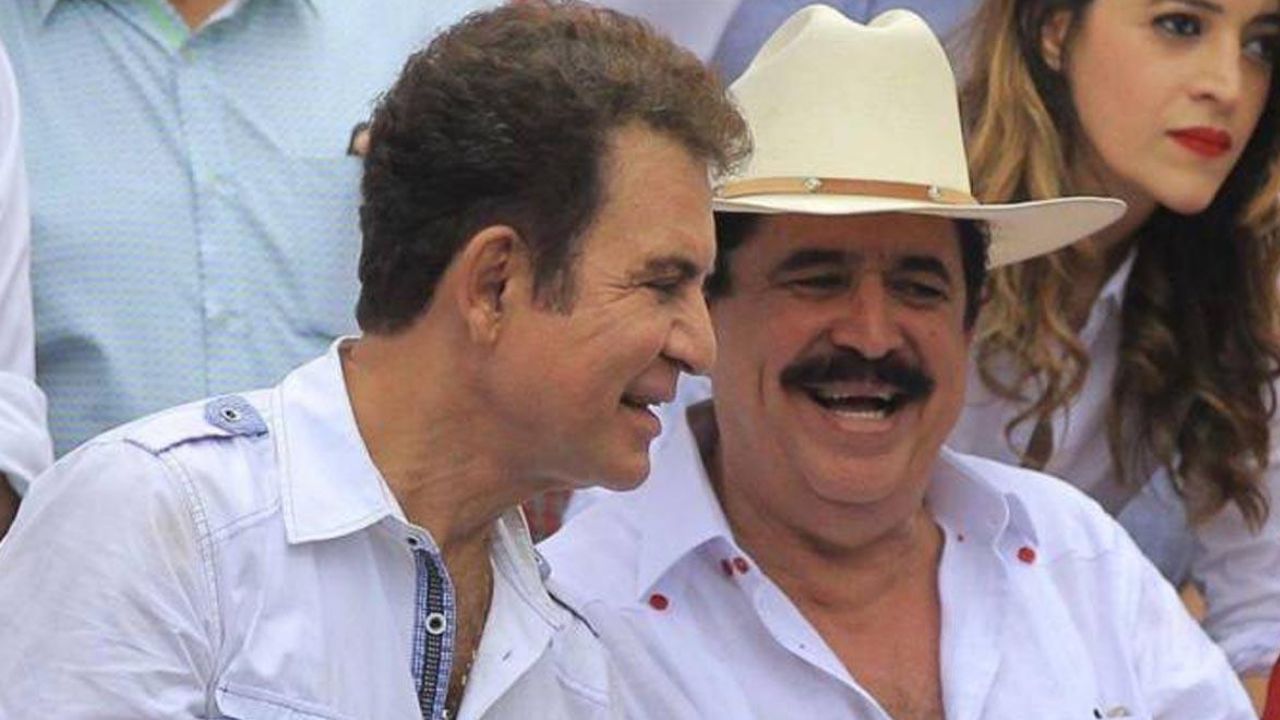'Yo los puse, yo los quitaré, dice Nasralla al acusar al 'comandante' de pagar activistas para insultarlo en el Estadio Nacional