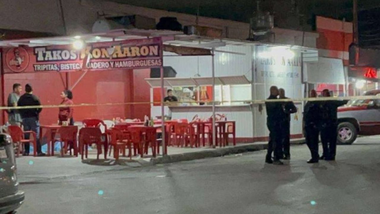 Mujer muere repentinamente mientras comía tacos