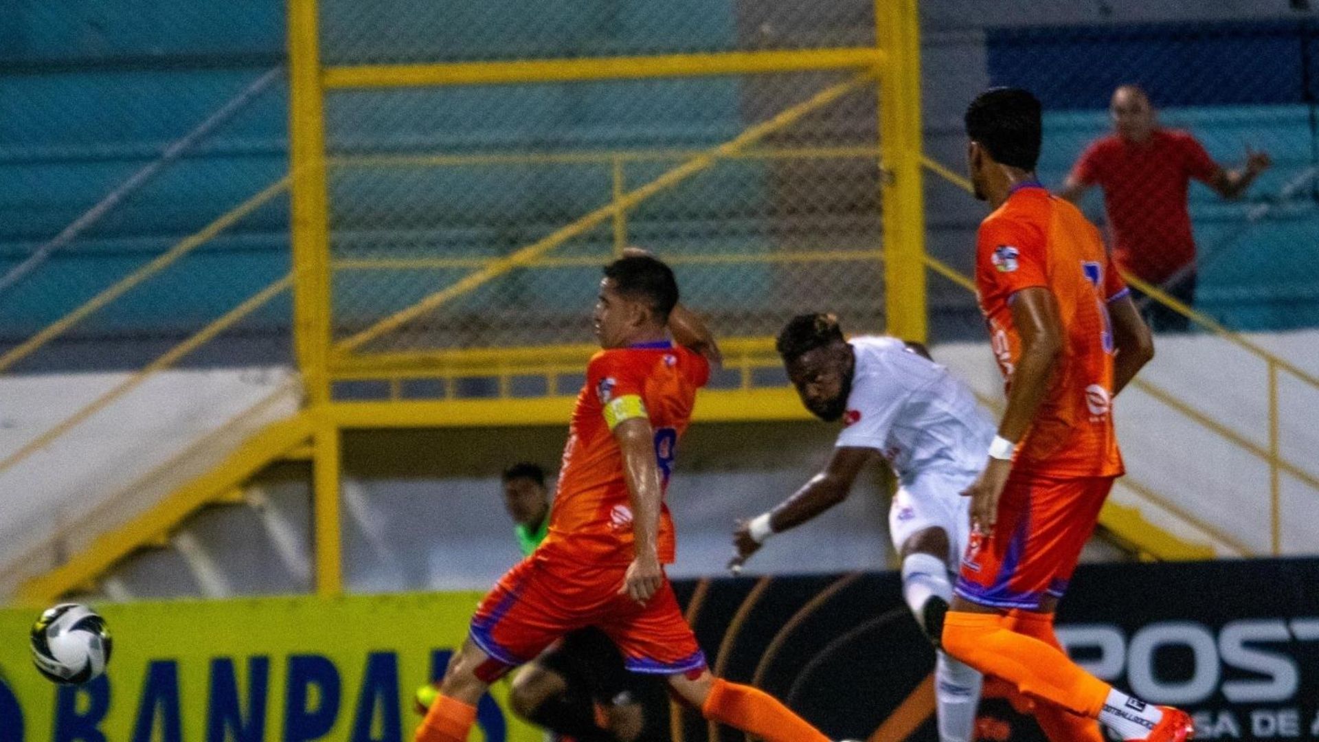 El león vuelve a rugir y aplasta 3-1 a la UPN en el Apertura 2024-25