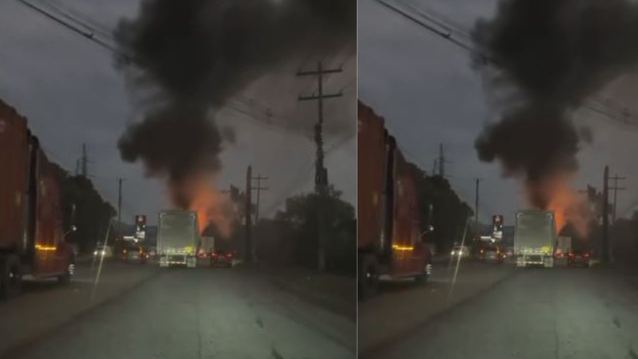 Captan momento que rastra toma fuego en pleno tráfico en San Pedro Sula