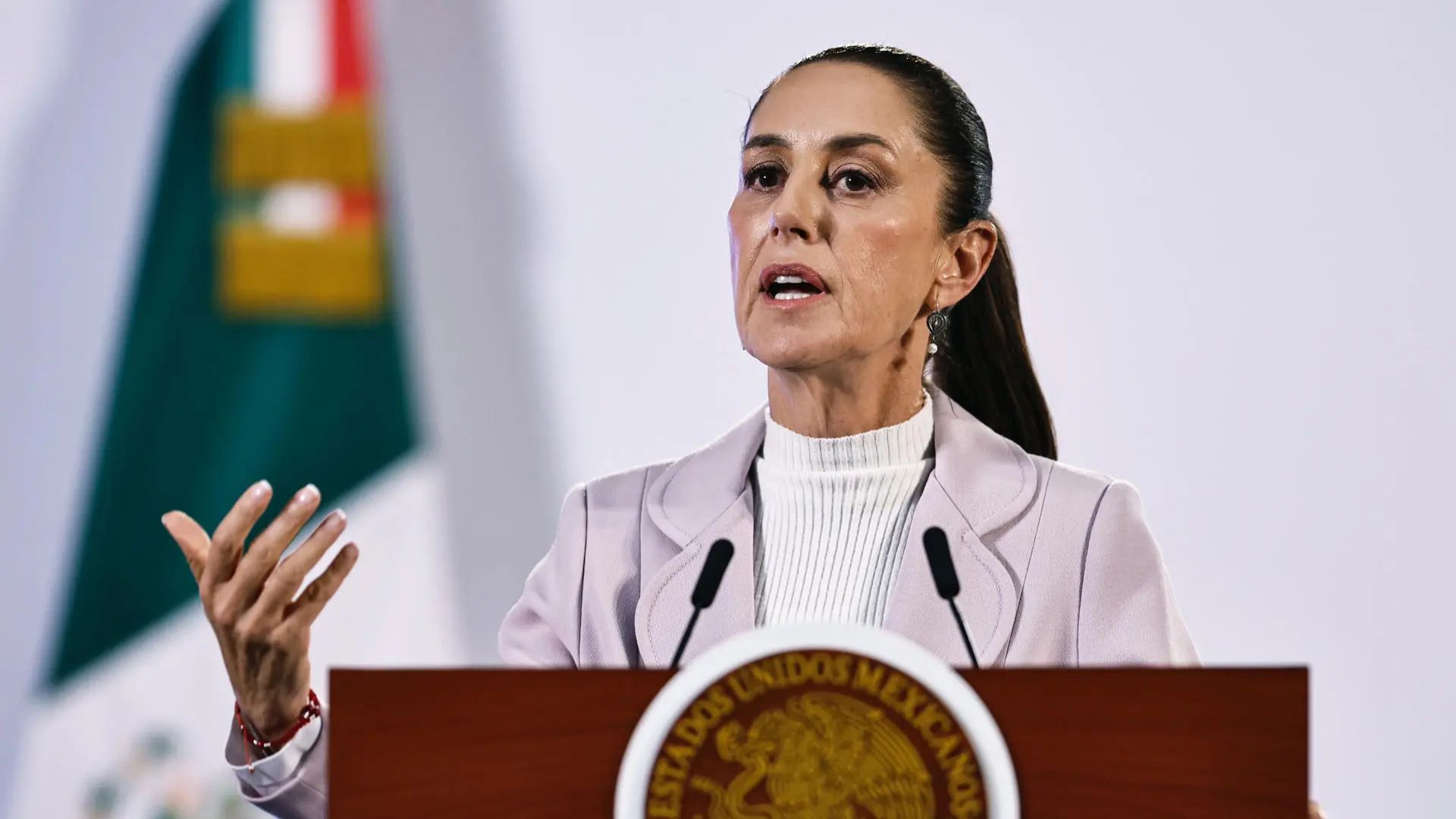 Sheinbaum exige a EE.UU. informar de arrestos del Cártel de Sinaloa por 'desatar violencia'