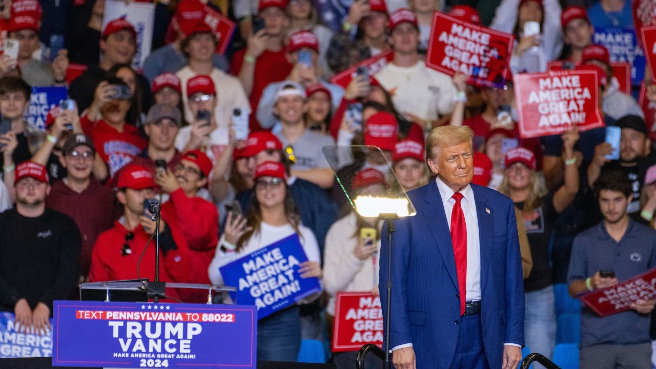 Trump acusa a Harris de 'haber destruido' Estados Unidos