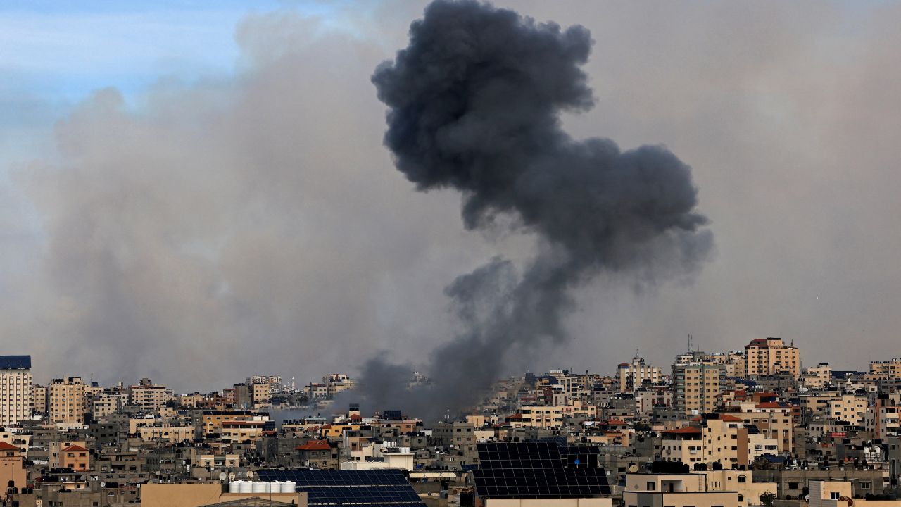 Israel lanza un nuevo ataque contra un acomodado barrio de Damasco