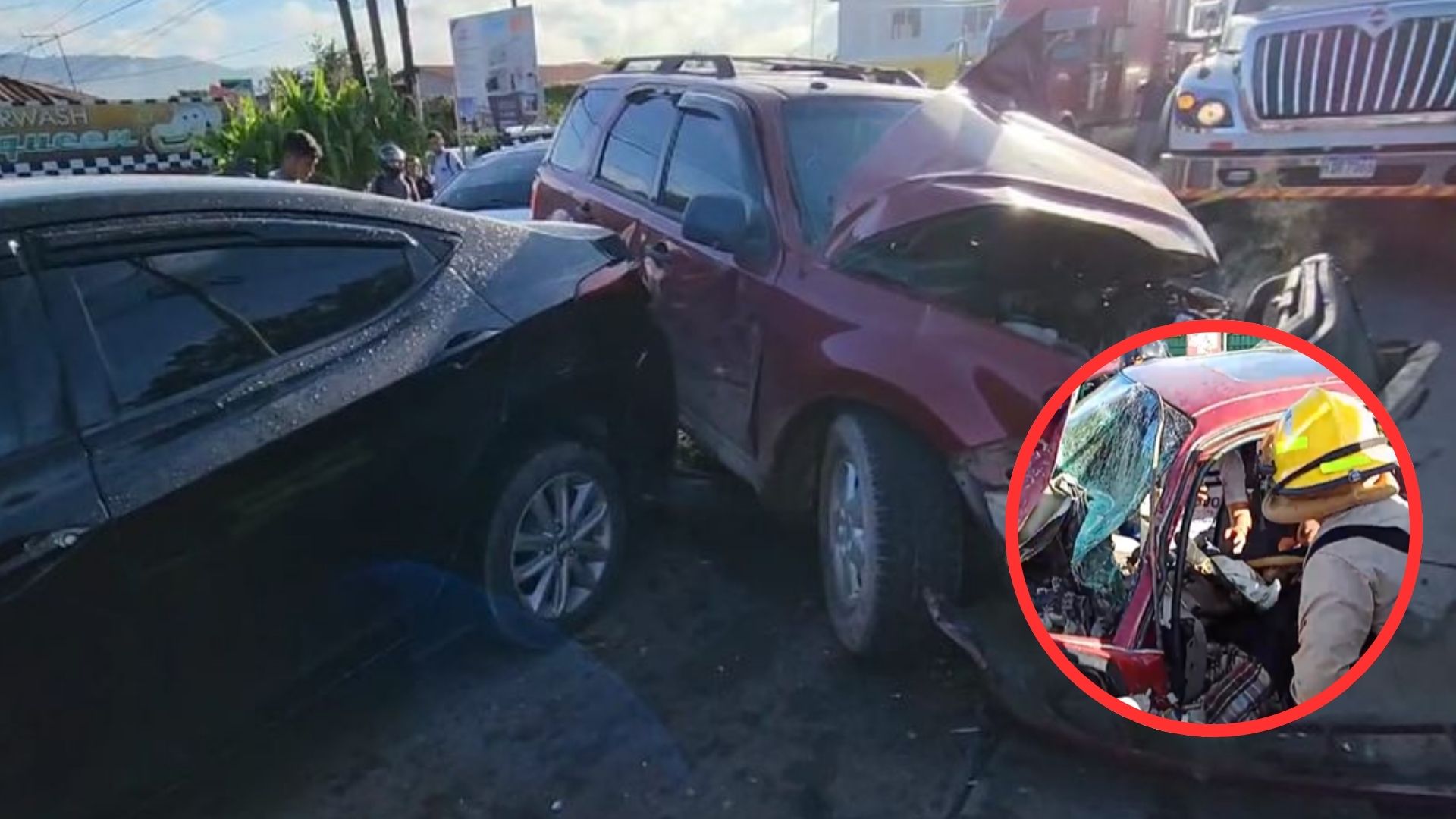 Conductor no respeta semáforo en rojo y termina impactando con varios vehículos en la CA-5