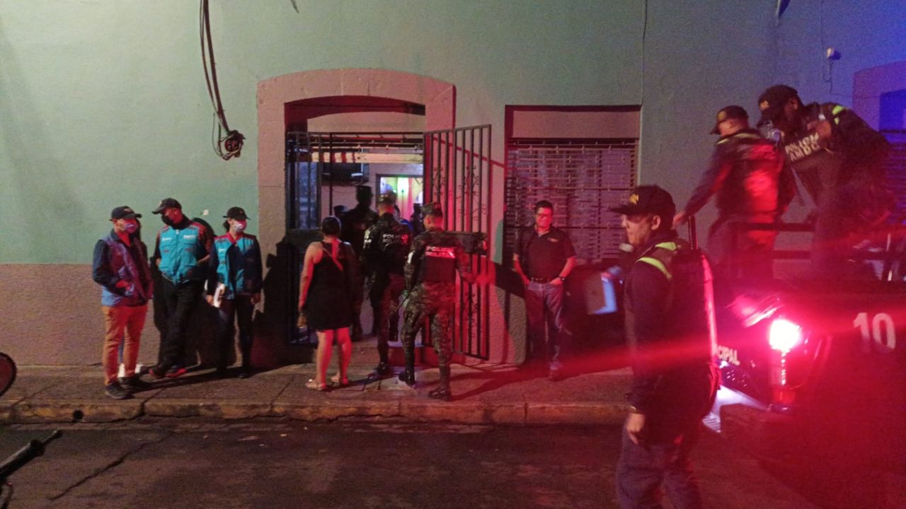 En operativos rescatan a menores de edad de centros nocturnos de la capital