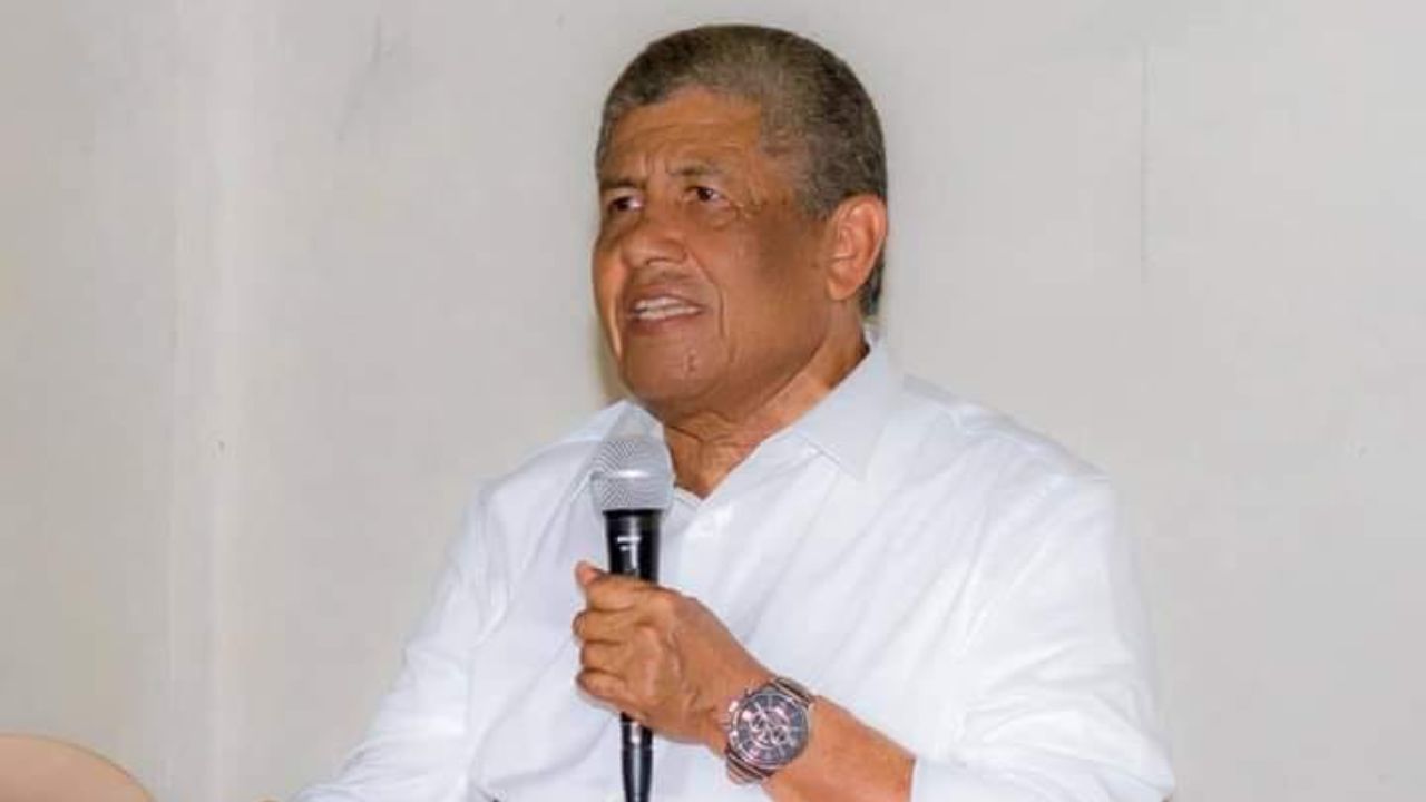 Adán Fúnez renuncia a su precandidatura para reelección a la alcaldía de Tocoa