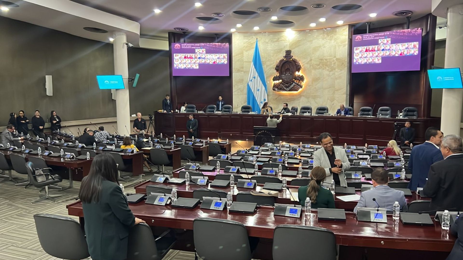 CN retoma sesiones tras una pausa 'política' con la prioridad de abordar emergencia por lluvias
