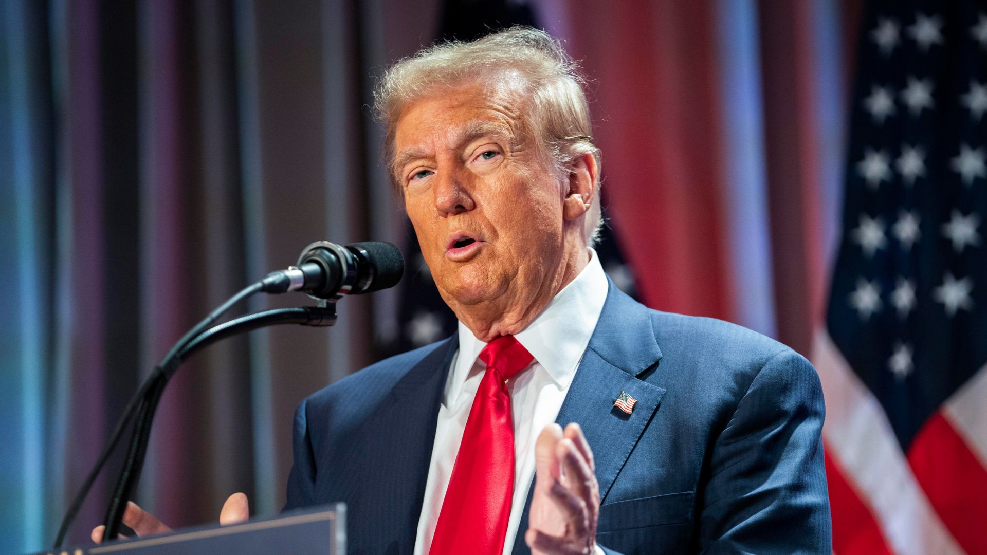 Trump pone a prueba la lealtad de los republicanos con polémicas apuestas para su gabinete