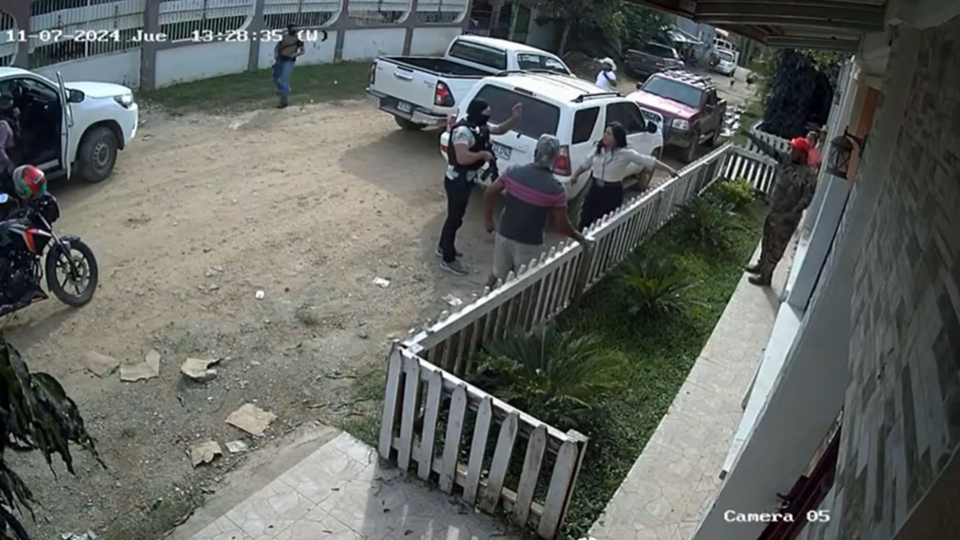 Supuestos agentes intentan capturar a hombre, pero su familia frustra el arresto en El Progreso