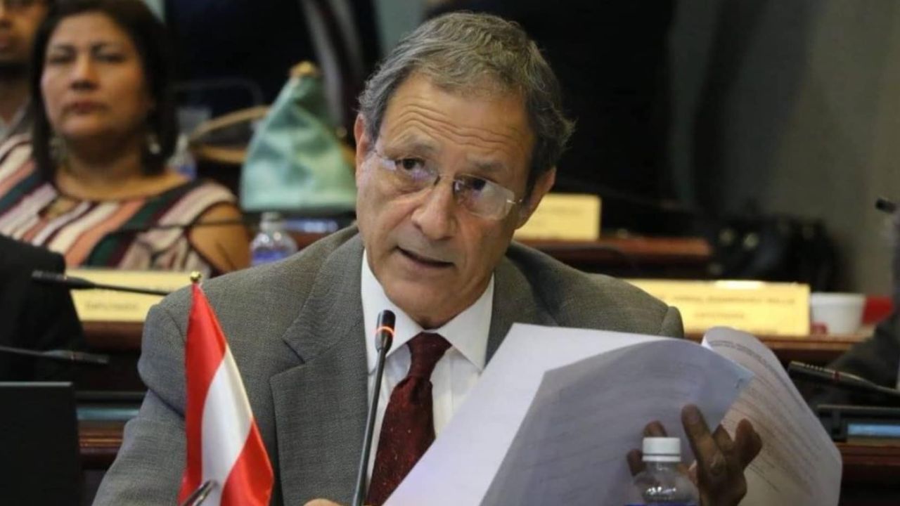 Libre tiene intención de 'destruir el Partido Liberal' e infiltró 'caballos de Troya', alerta Mauricio Villeda