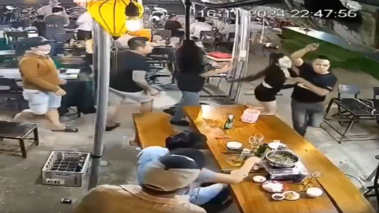 Hombre apuñala a otro en un presunto 'ataque de celos'
