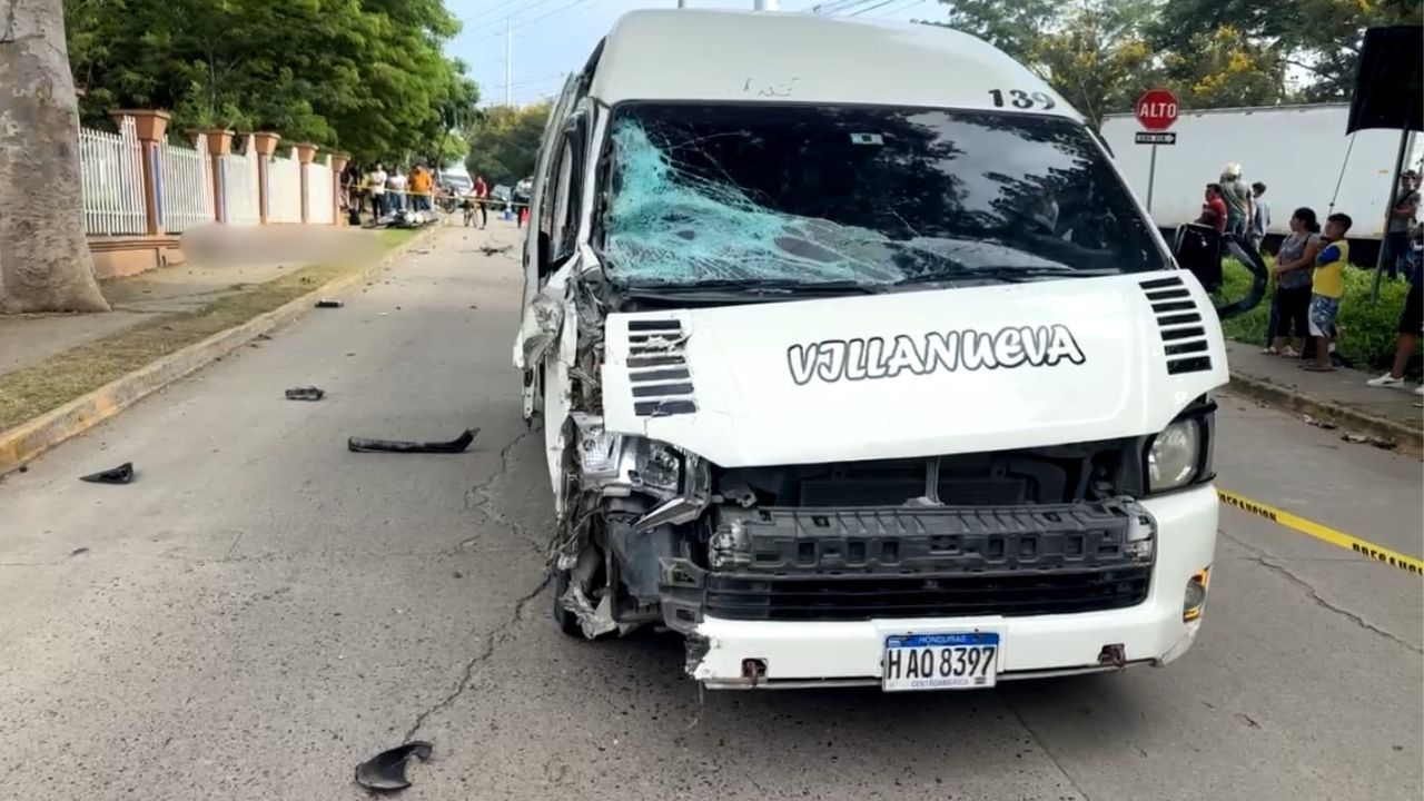 'Iba a trabajar': así era Juan Villanueva, joven que murió con su compañero tras impactar contra bus en Cortés