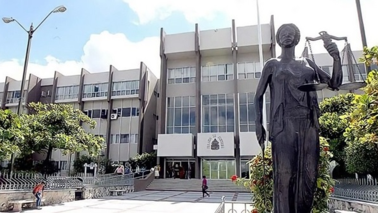 Presentan requerimiento fiscal contra 15 personas, incluido un alto funcionario