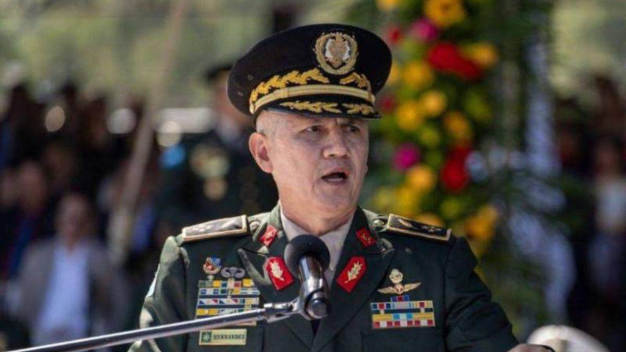Roosevelt Hernández: 'Las FF.AA. no están para cumplir peticiones personales'