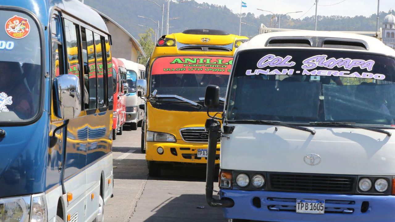 Transportistas temen que incremente la extorsión con posible exigencia de ‘aguinaldo’