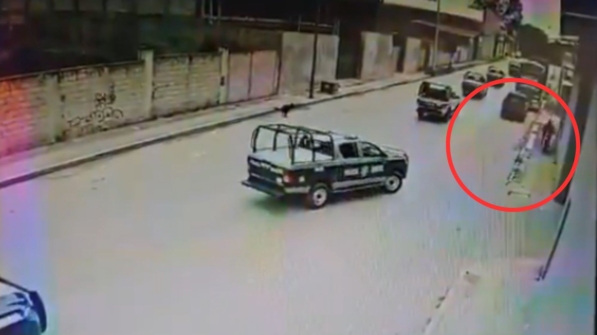 Patrulla atropella a dos menores que viajaban en una motocicleta; uno de ellos muere