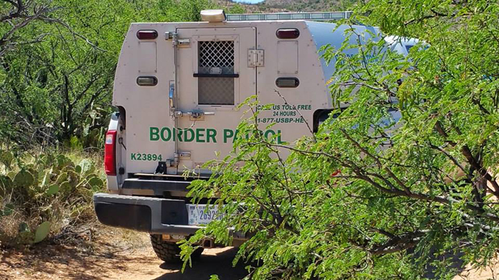 Grupos civiles armados en Arizona se reactivan para ayudar a Trump a vigilar la frontera