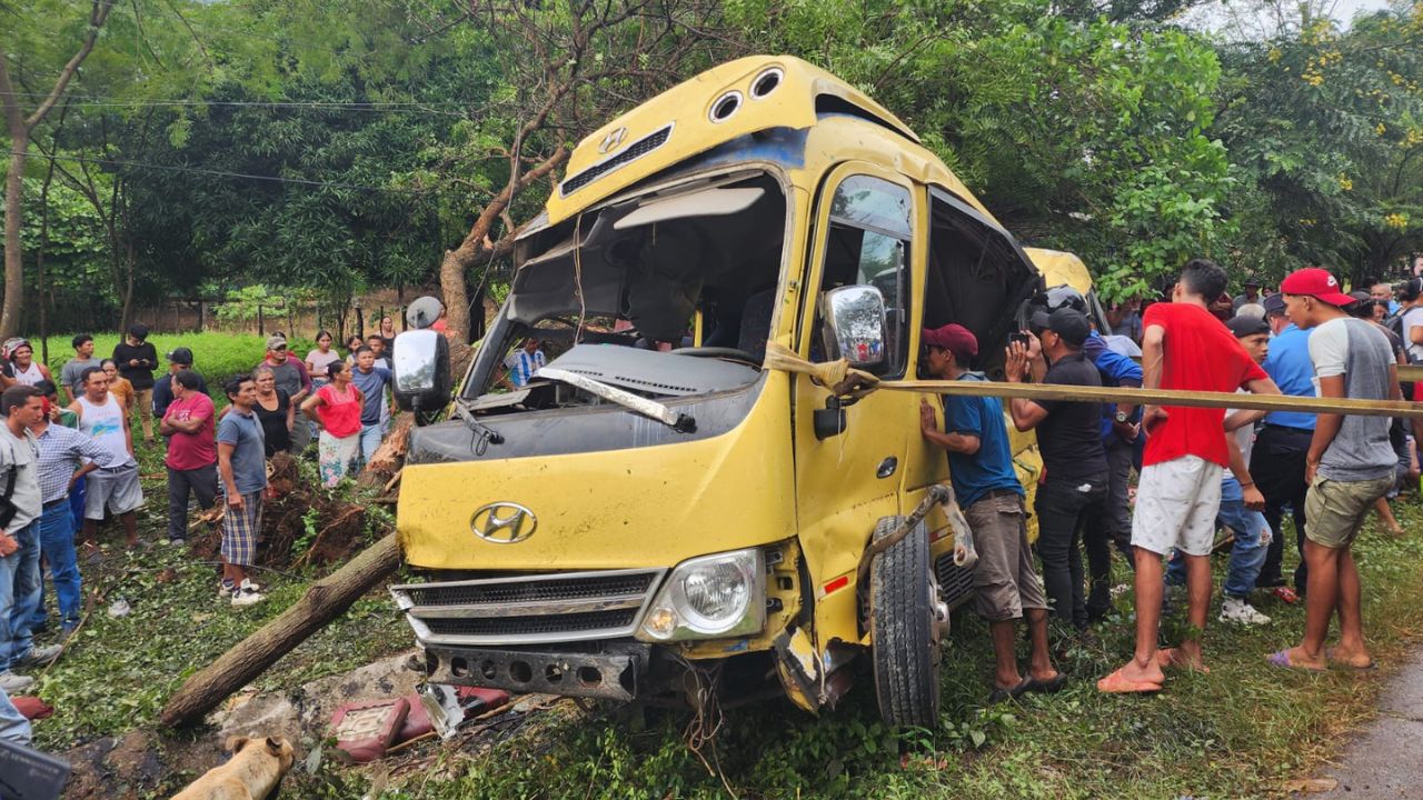 Muertos y heridos deja accidente de tránsito en Namasigüe, Choluteca