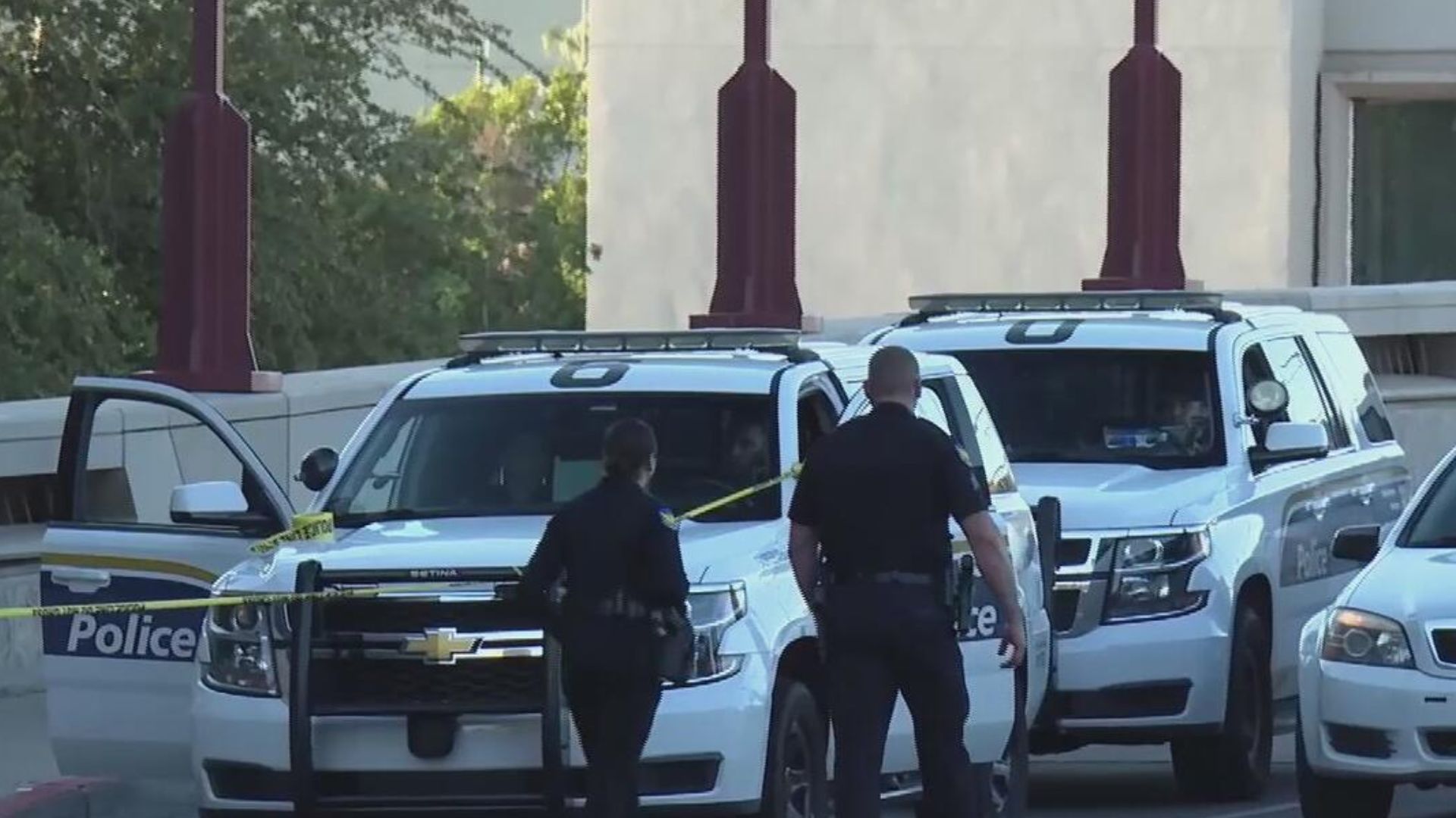 Tres personas heridas de bala y una apuñalada durante pelea en el aeropuerto de Phoenix
