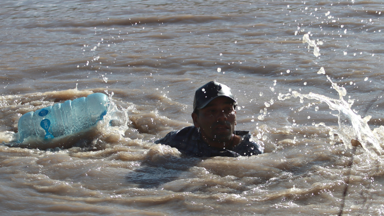 Localizan a hondureños varados en islote del río Bravo: esto hicieron las autoridades mexicanas