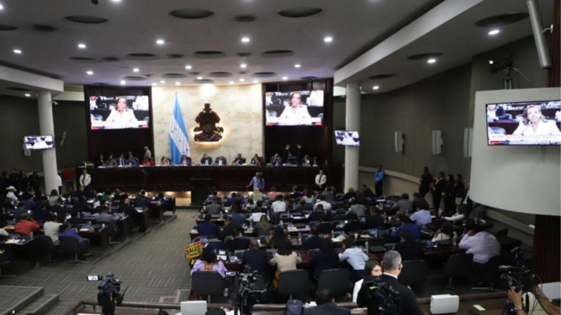 Diputados convocados nuevamente tras fracaso en consensos por el Presupuesto