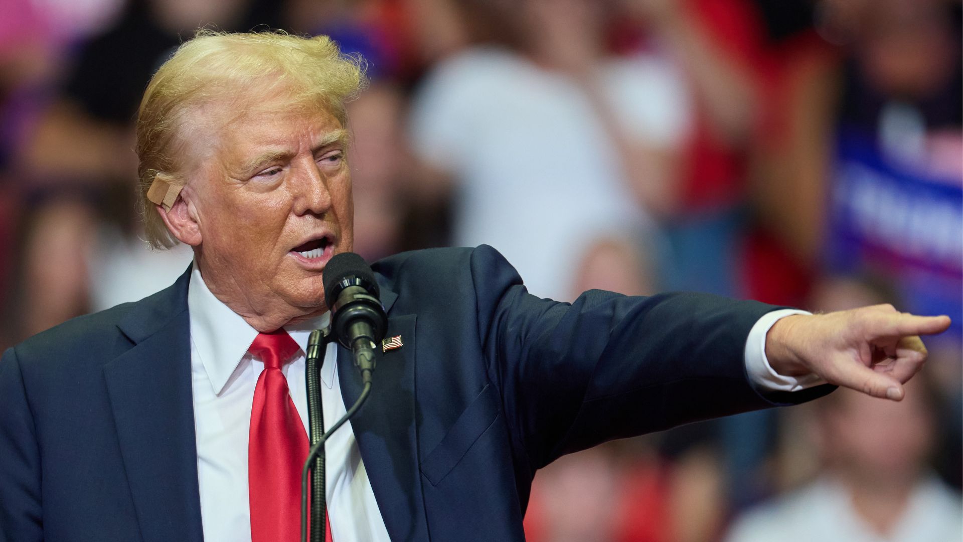 Trump pide a la Corte Suprema pausar ley que prohibiría TikTok hasta que asuma presidencia